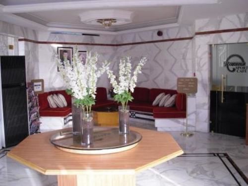 Rozana Hotel 3*